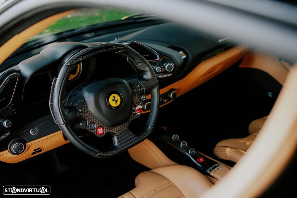 Ferrari 488 GTB - 4