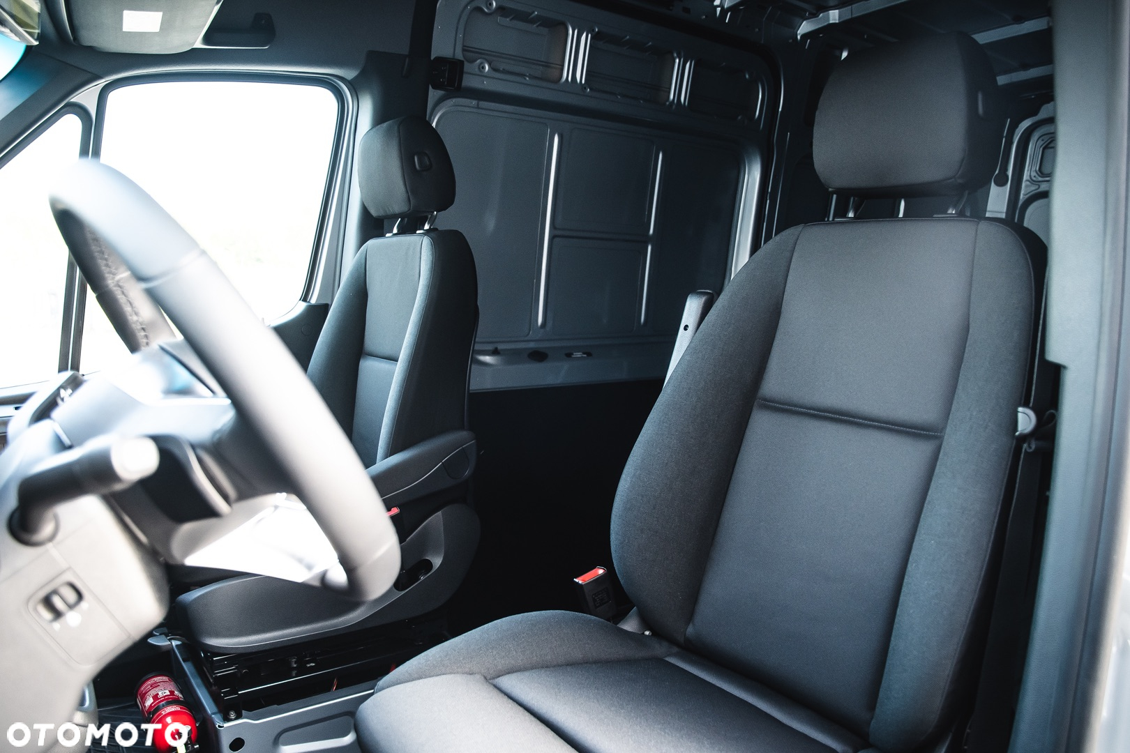 Mercedes-Benz Sprinter - 26