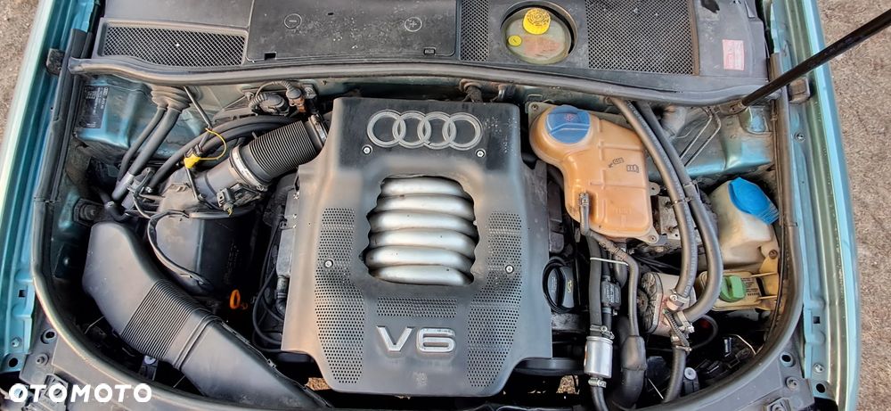 Audi A6 Limousine 2.4 - 29