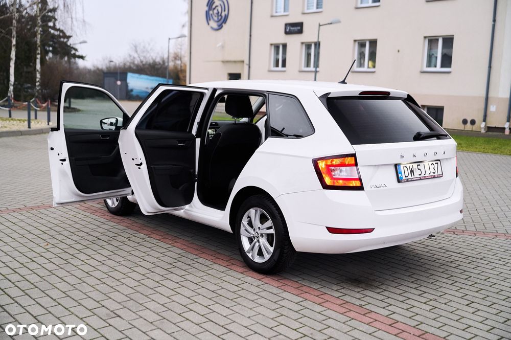 Skoda Fabia 1.0 TSI Ambition - 23