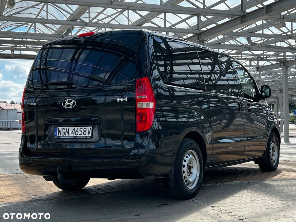 Hyundai H-1 Starex - 7