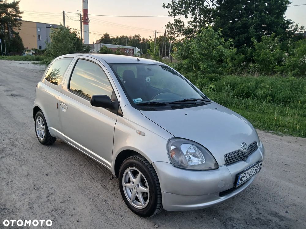 Toyota Yaris - 5