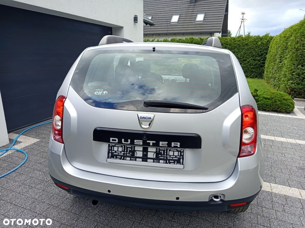 Dacia Duster 1.6 16V 4x2 Laureate - 8