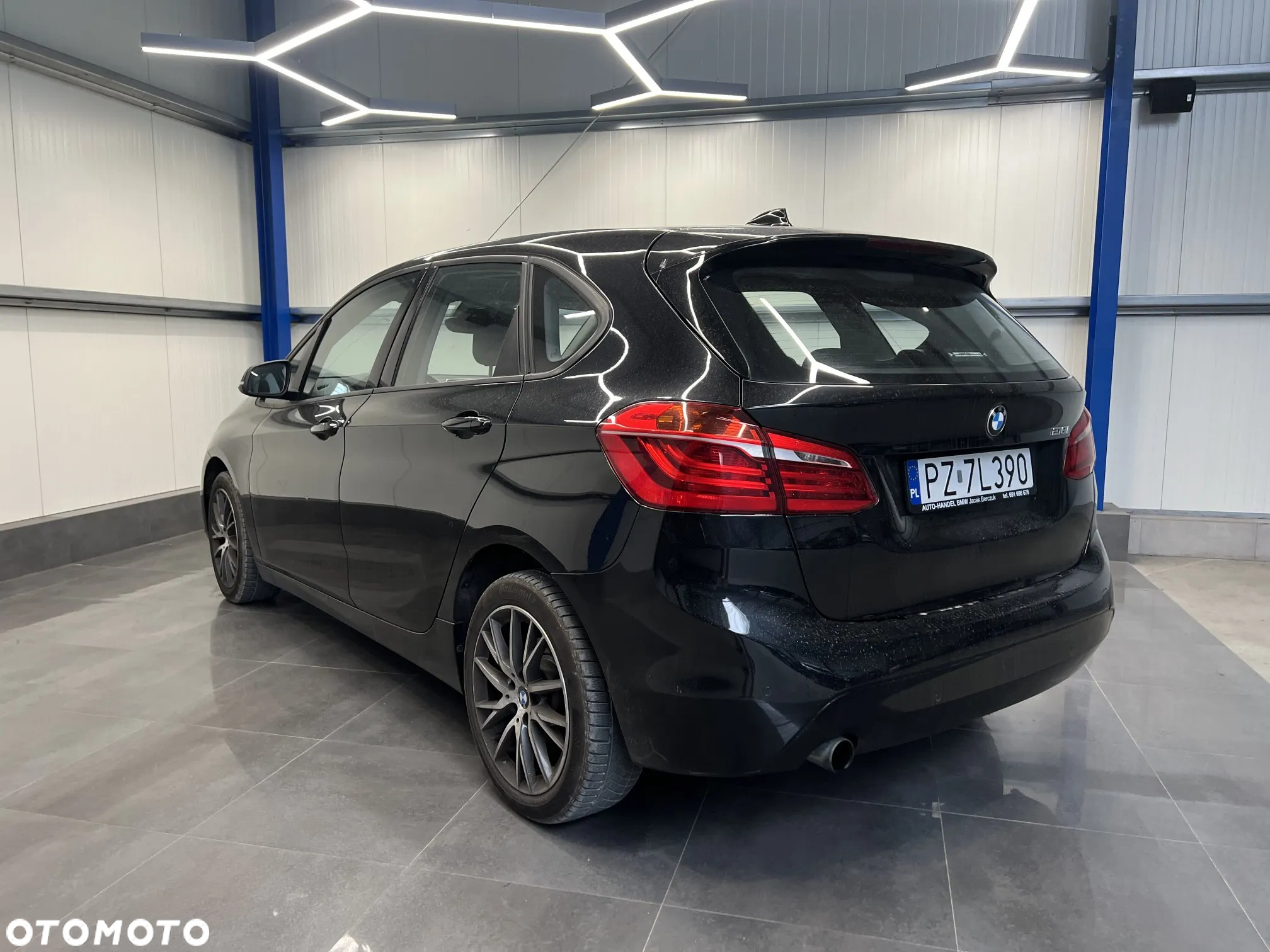BMW Seria 2 218i Advantage - 15
