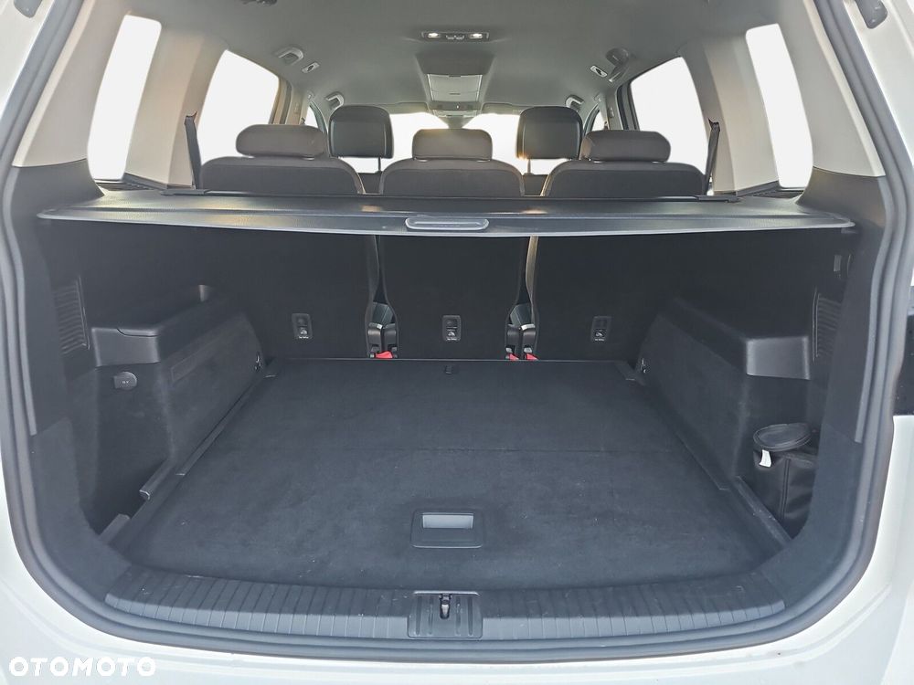 Volkswagen Touran 2.0 TDI BMT Highline DSG - 16