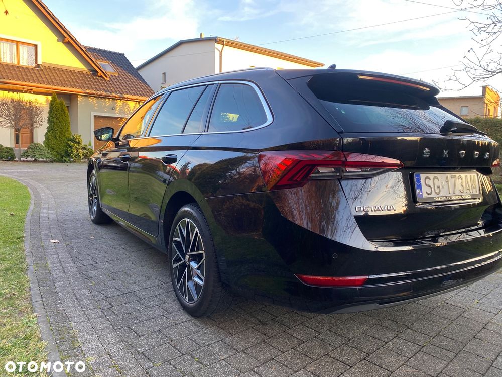 Skoda Octavia 2.0 TDI Style DSG - 25