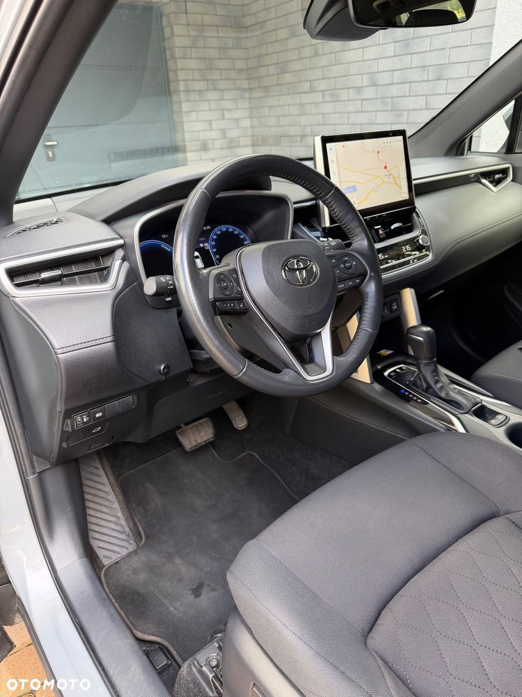 Toyota Corolla Cross 2.0 Hybrid Style - 23
