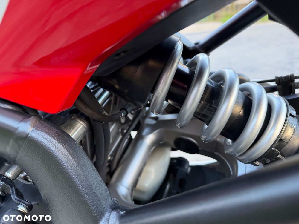 Honda CB - 27