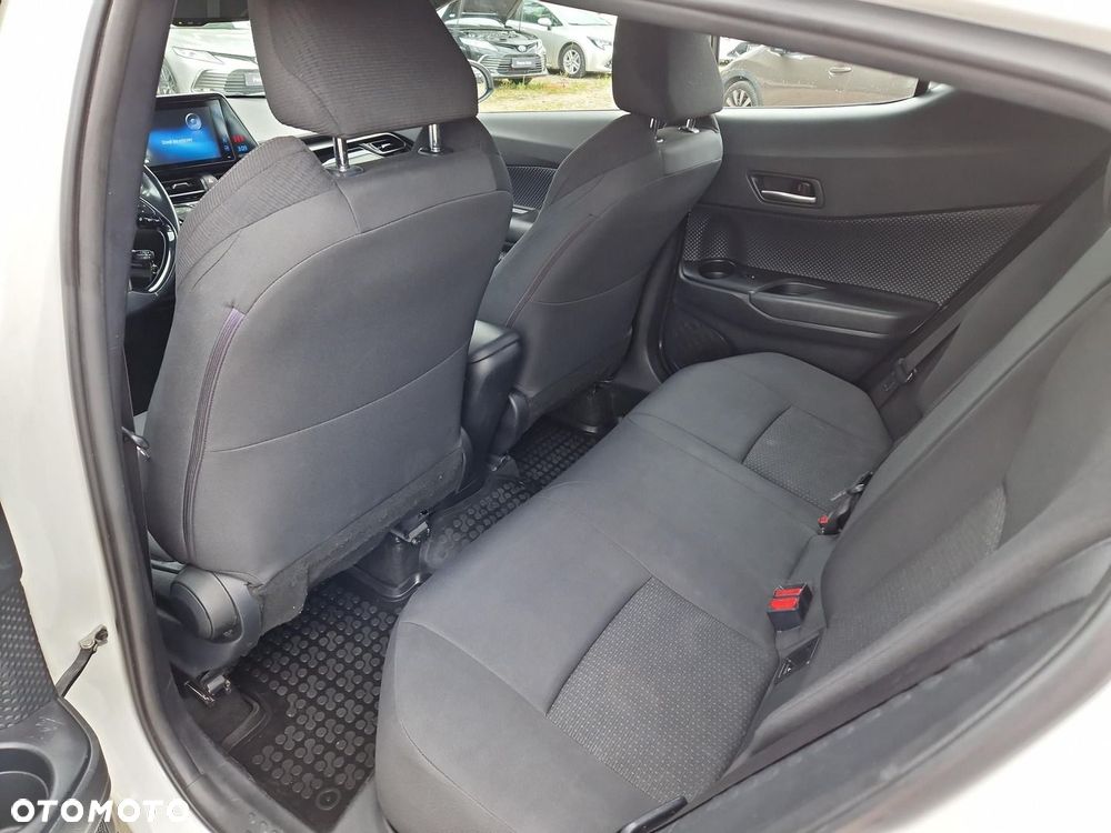 Toyota C-HR 1.2 T GPF Premium - 10