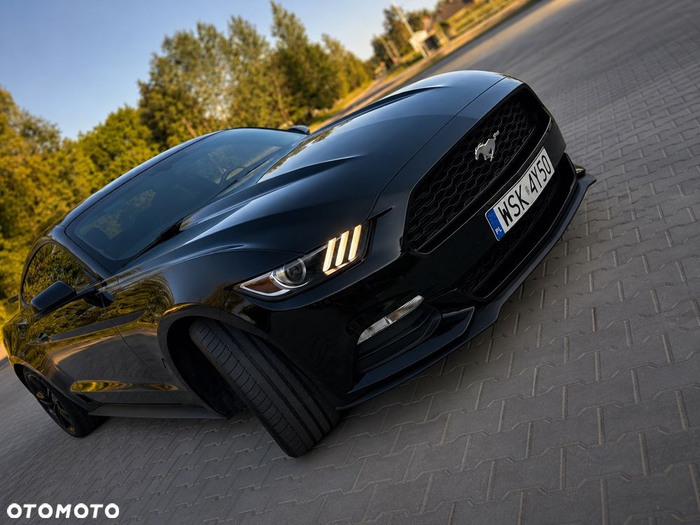 Ford Mustang - 10