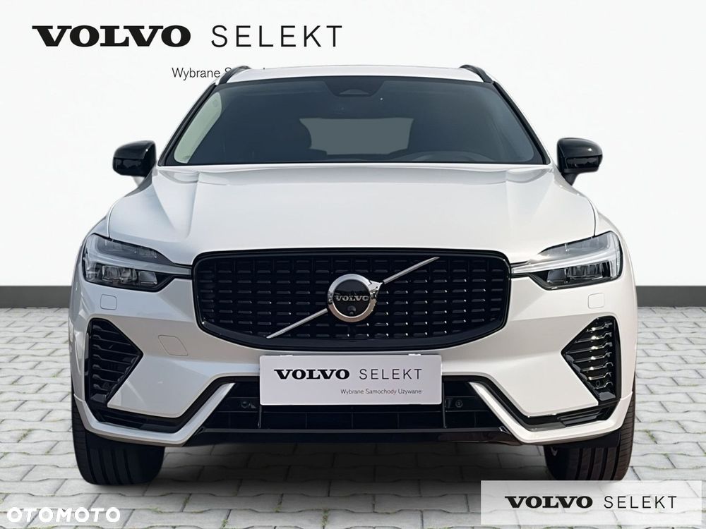 Volvo XC 60 T6 Plug-In Hybrid AWD Plus Dark - 3