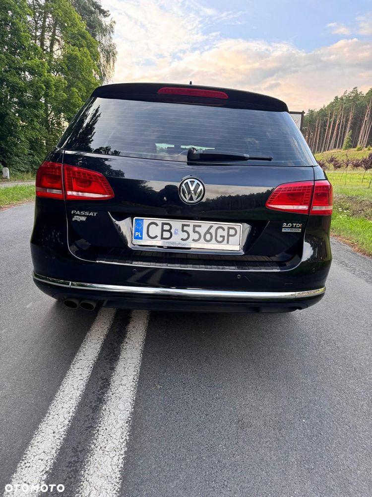 Volkswagen Passat Variant 2.0 TDI 4Motion DSG BlueMotion Tech Business Edition - 3