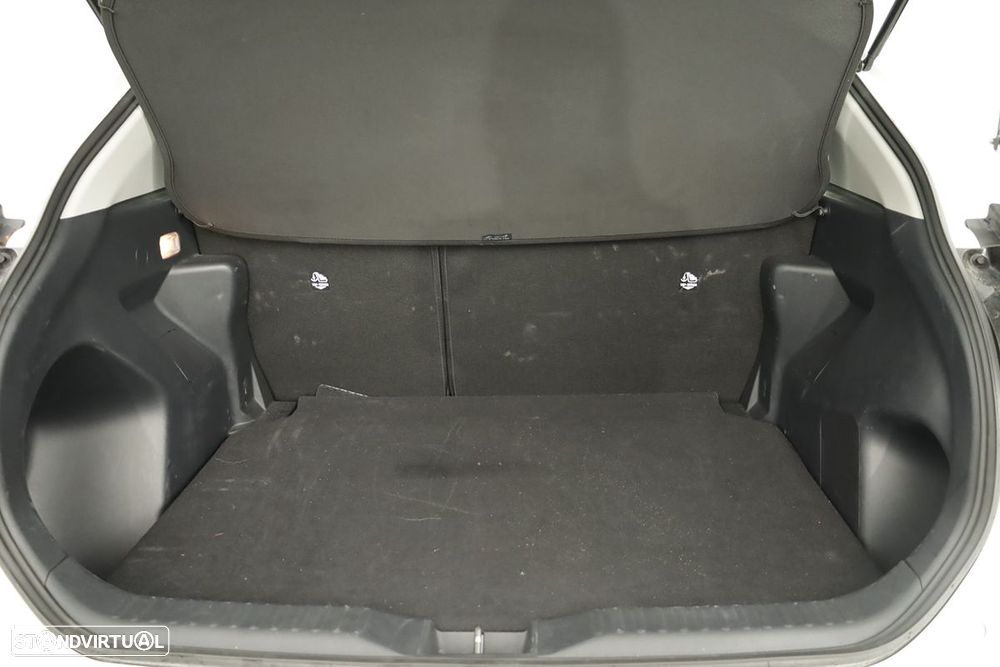 Toyota Yaris Cross 1.5 HDF Comfort - 20