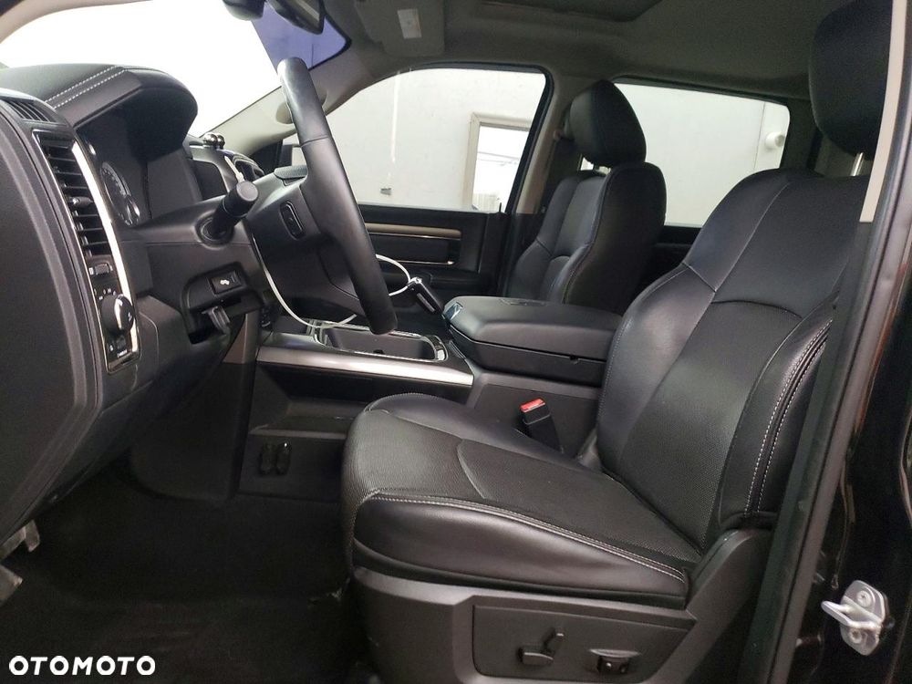 Dodge RAM 5.7 4x4 - 7