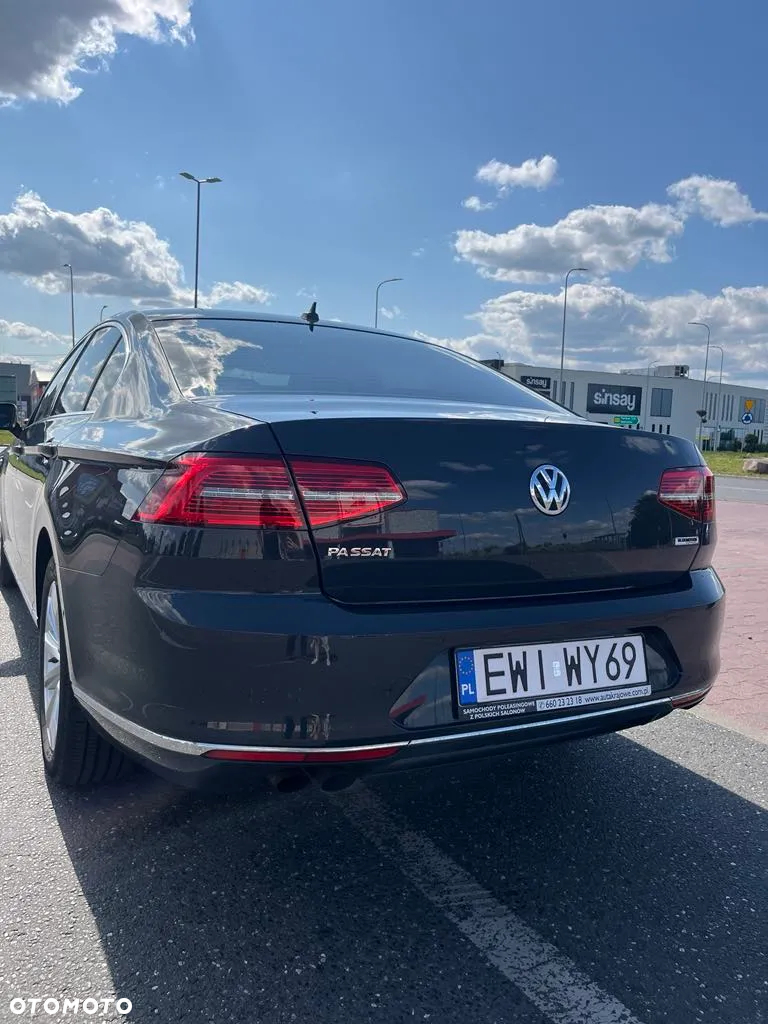 Volkswagen Passat 1.8 TSI BMT Highline - 9