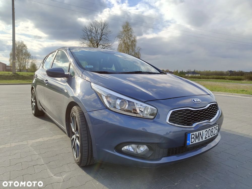Kia Ceed 1.6 GDI Smart Plus - 20