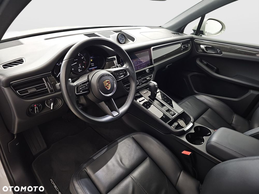 Porsche Macan Standard - 9