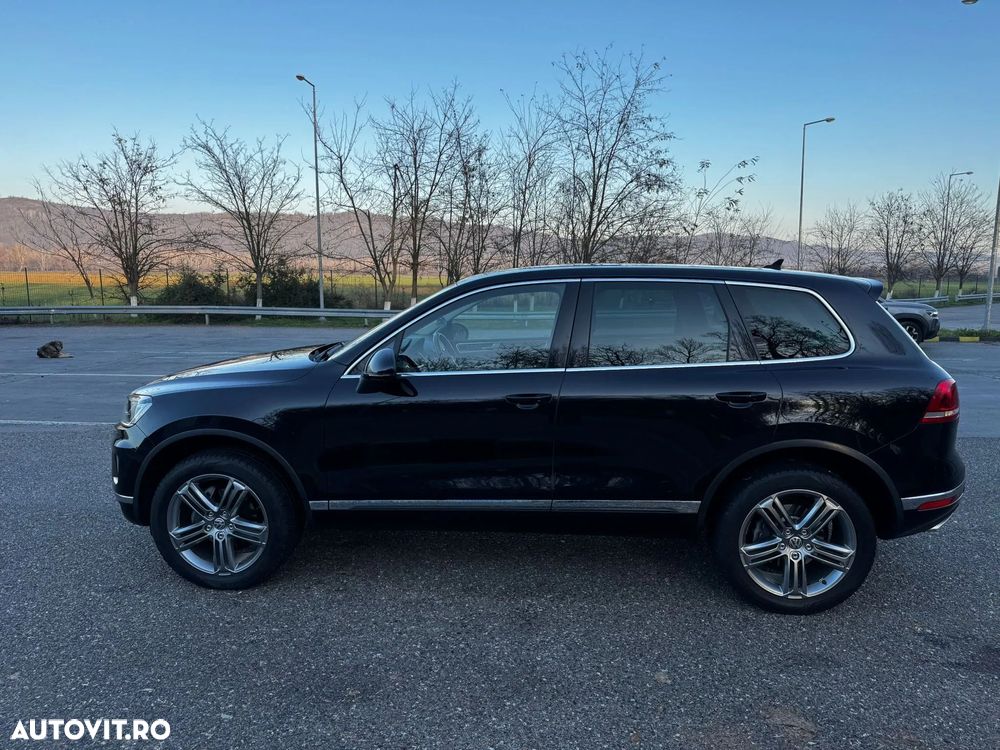 Volkswagen Touareg - 11