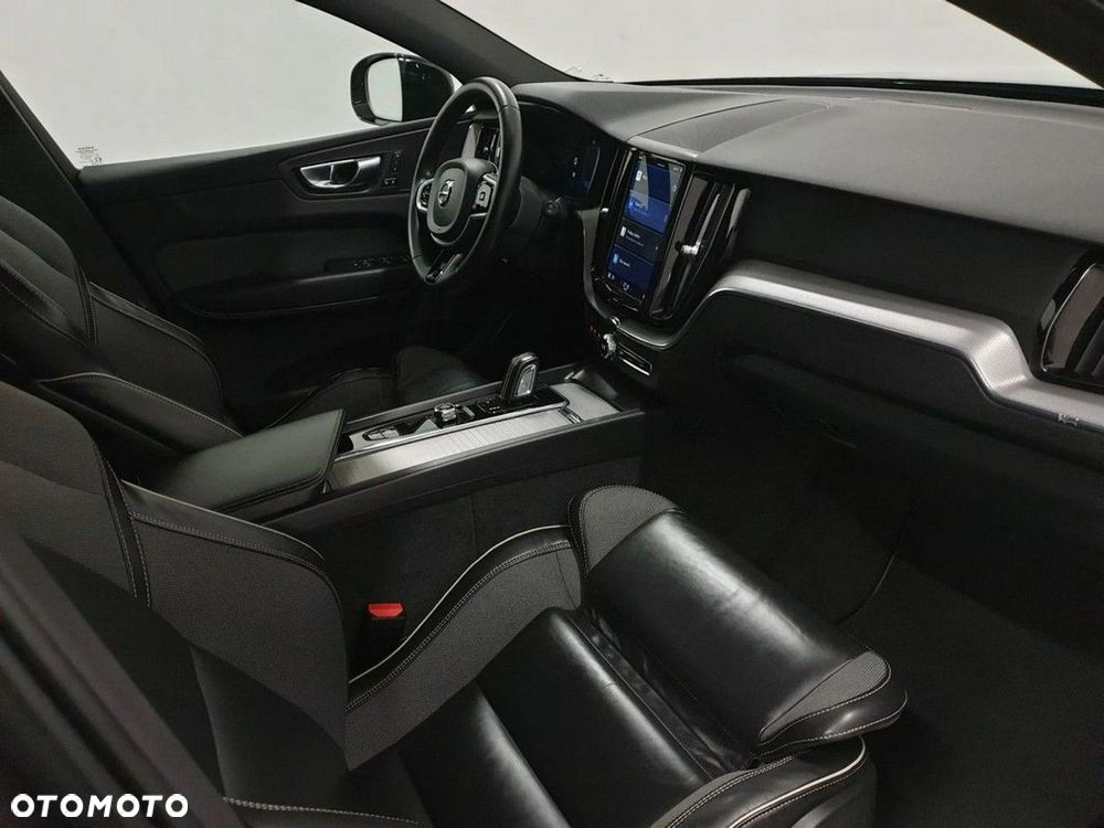 Volvo XC 60 B4 D Geartronic RDesign - 24