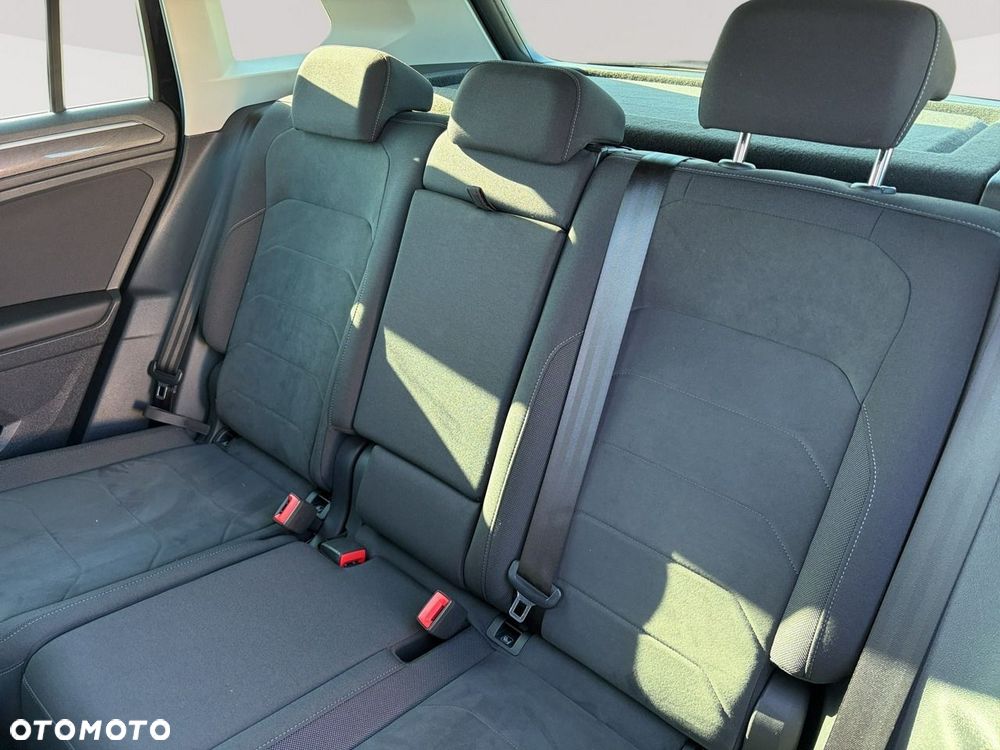 Volkswagen Tiguan 2.0 TDI SCR DSG Elegance - 29