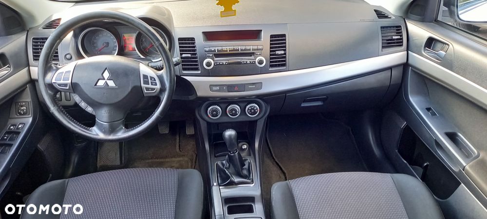 Mitsubishi Lancer 1.8 Instyle - 11