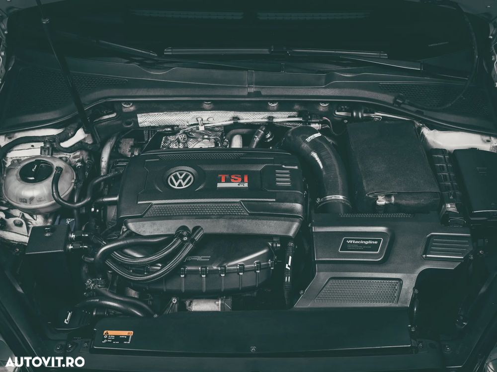 Volkswagen Golf - 11