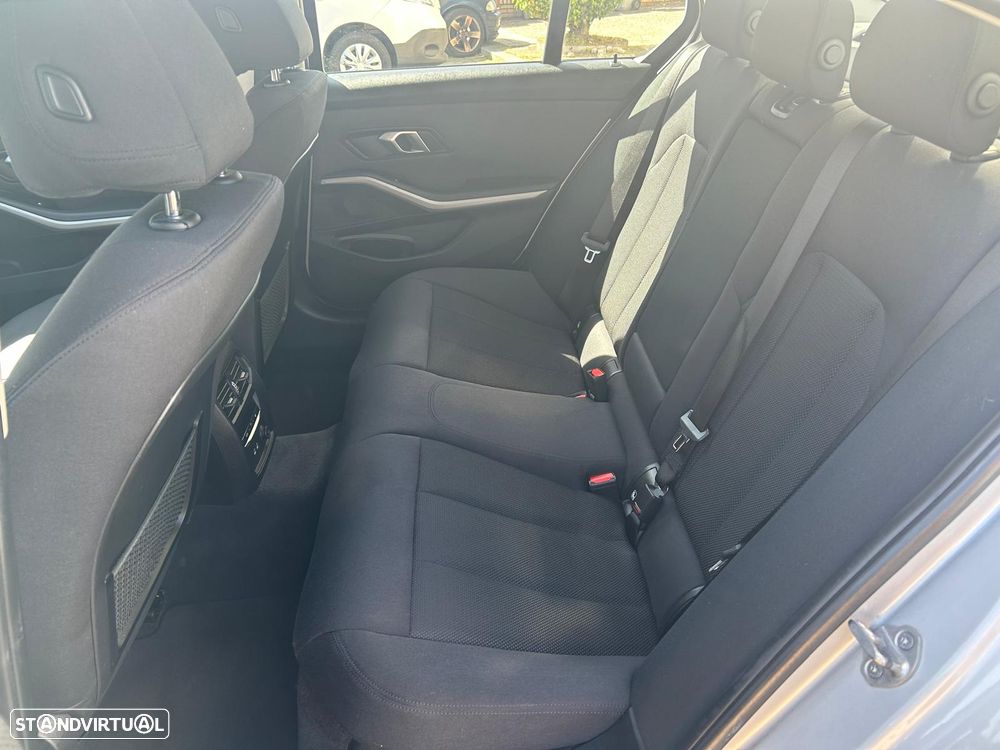 BMW 330 e Corporate Edition Auto - 8