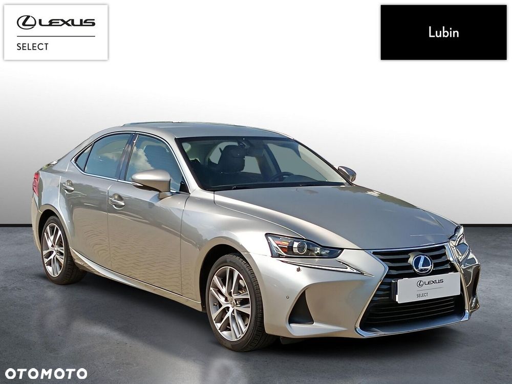 Lexus IS - 8