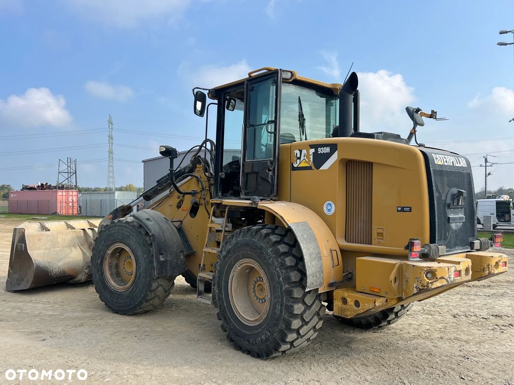 Caterpillar 2011r Ładowarka CAT 930H - 5