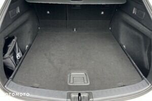 Toyota Corolla 1.8 Hybrid Comfort - 30