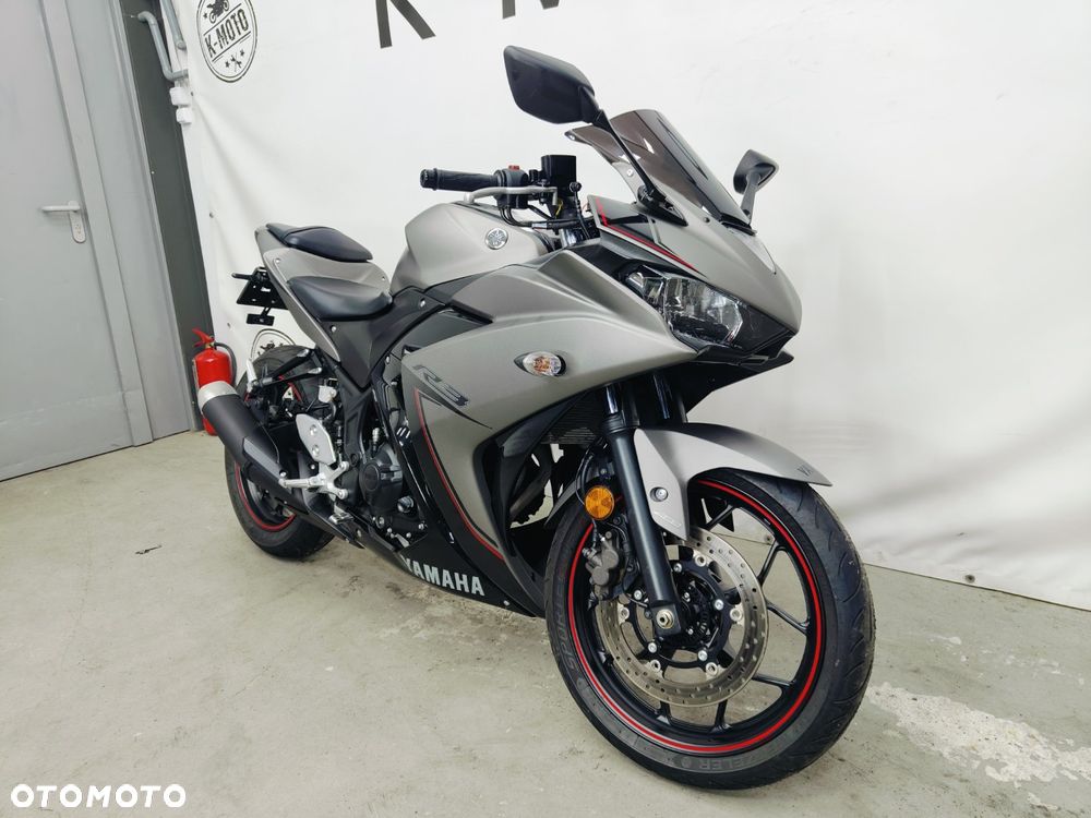 Yamaha R3 - 2