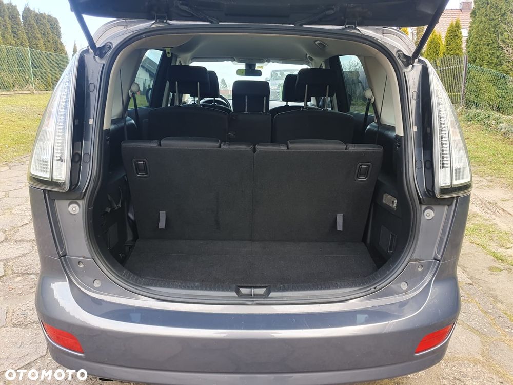 Mazda 5 2.0 Top / Sport - 21