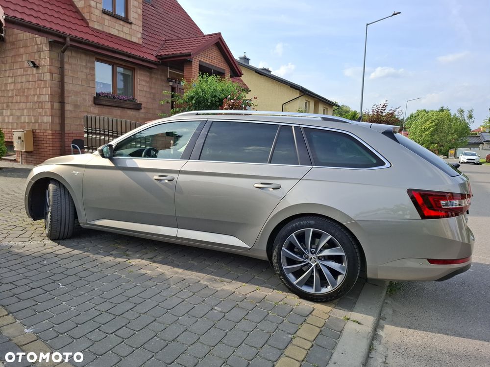 Skoda Superb Combi 2.0 TDI 4x4 DSG L&K - 5