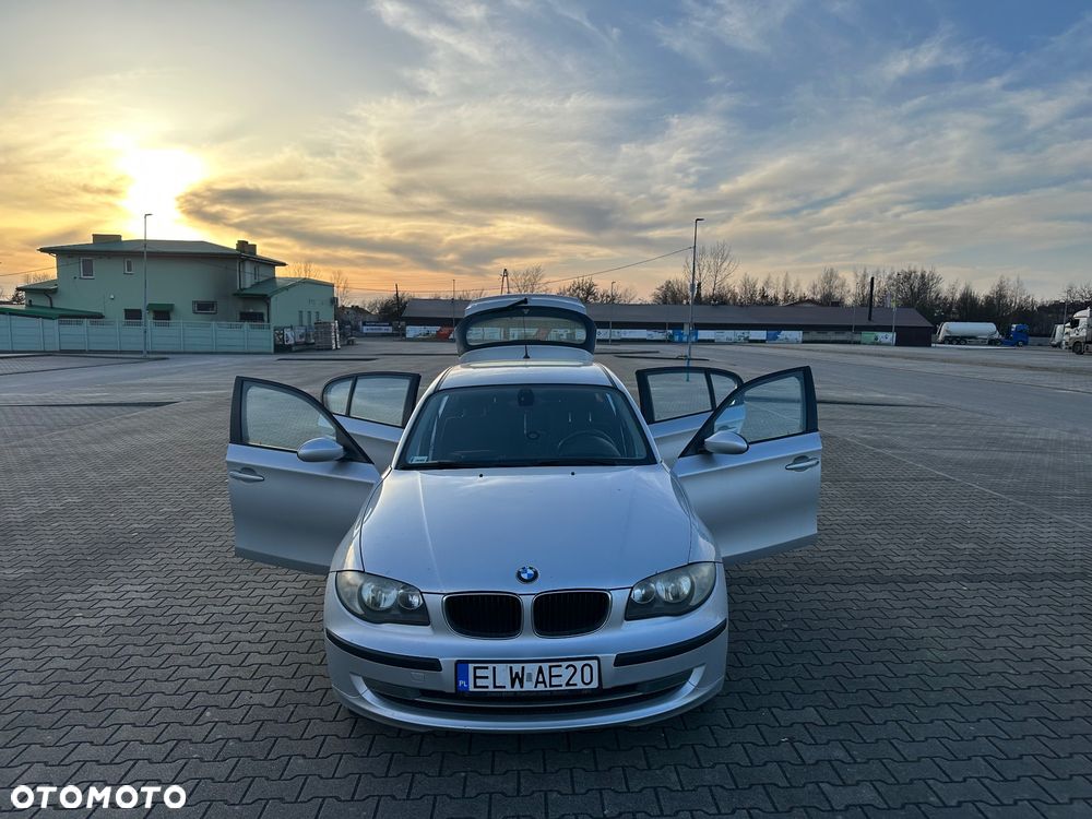 BMW Seria 1 118d DPF - 15