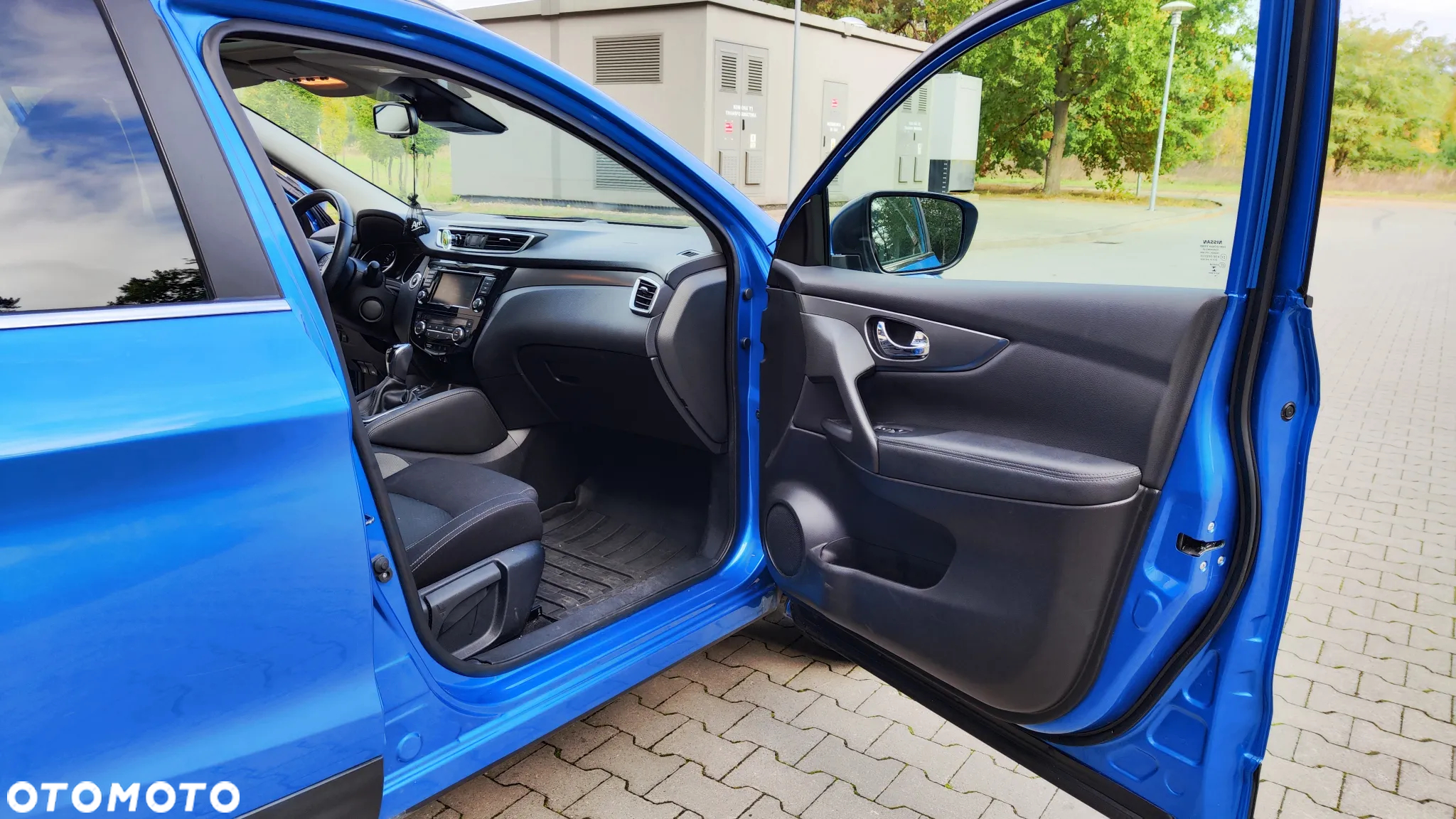 Nissan Qashqai 1.3 DIG-T N-Connecta DCT - 10