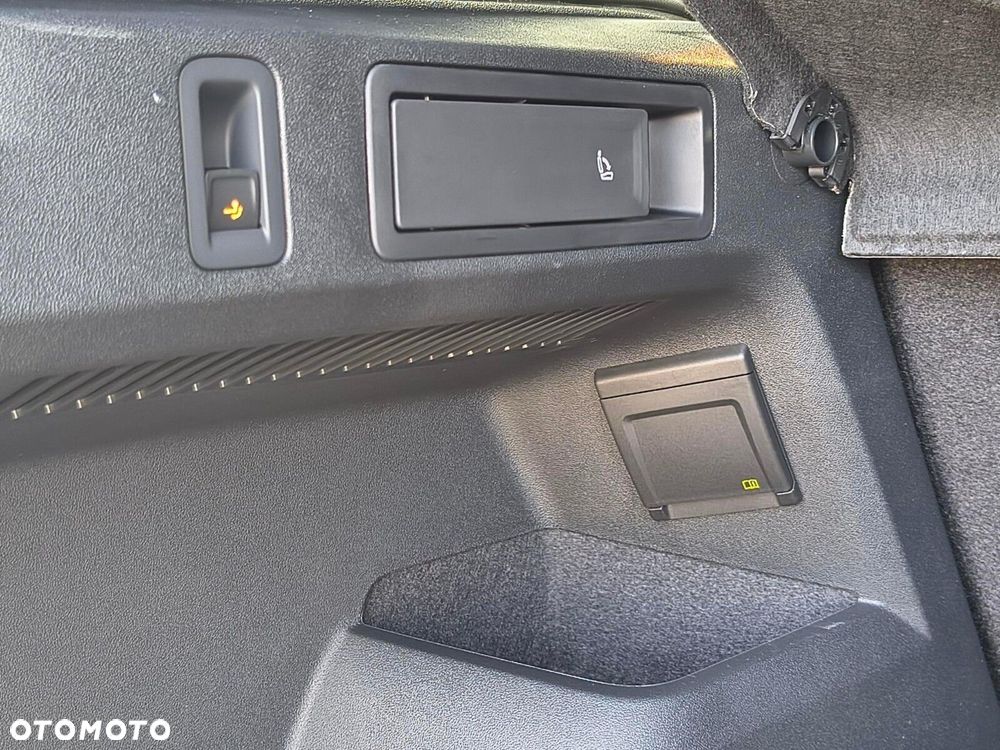 Volkswagen Tiguan - 34