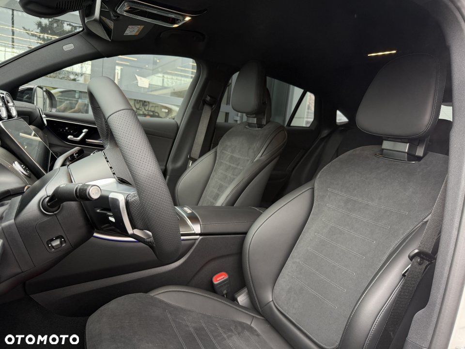 Mercedes-Benz GLC - 4