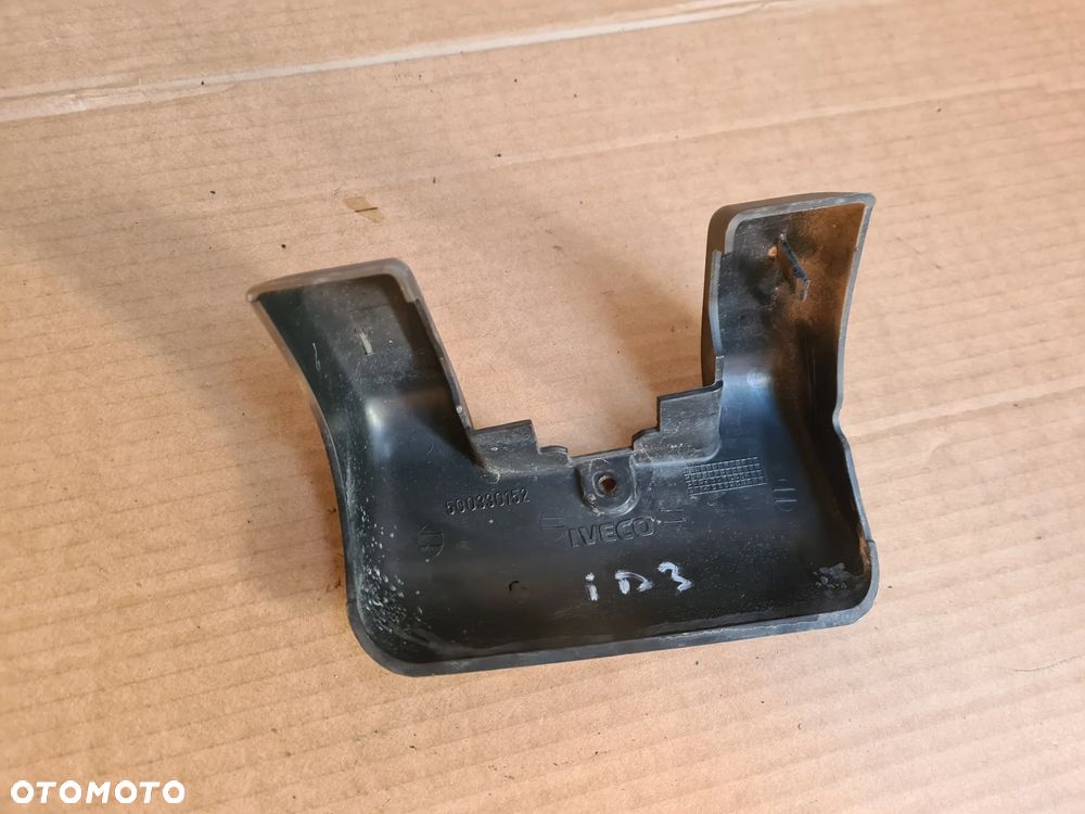 IVECO DAILY 3 99-06 osłony zaślepki zawisów drzwi tył blaszak osłona - 3