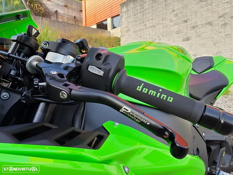 Kawasaki ZX ZX-10RR Performance - 7