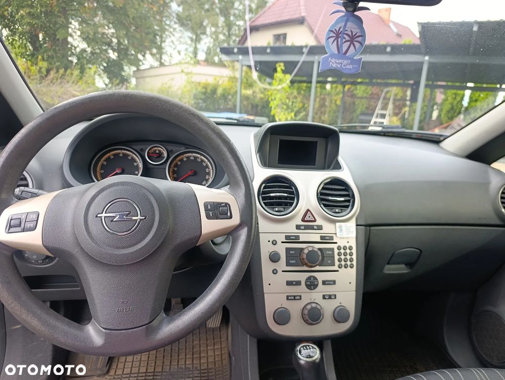 Opel Corsa - 3