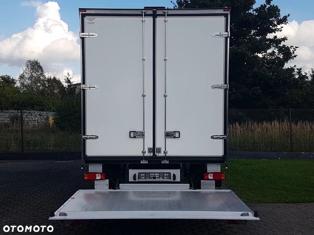 Iveco DAILY WINDA 8EP KONTENER KLIMA 4,22x2,24x2,24 KRAJOWY 35S16 3,0-160KM MANUAL 6-BIEGÓW - 20