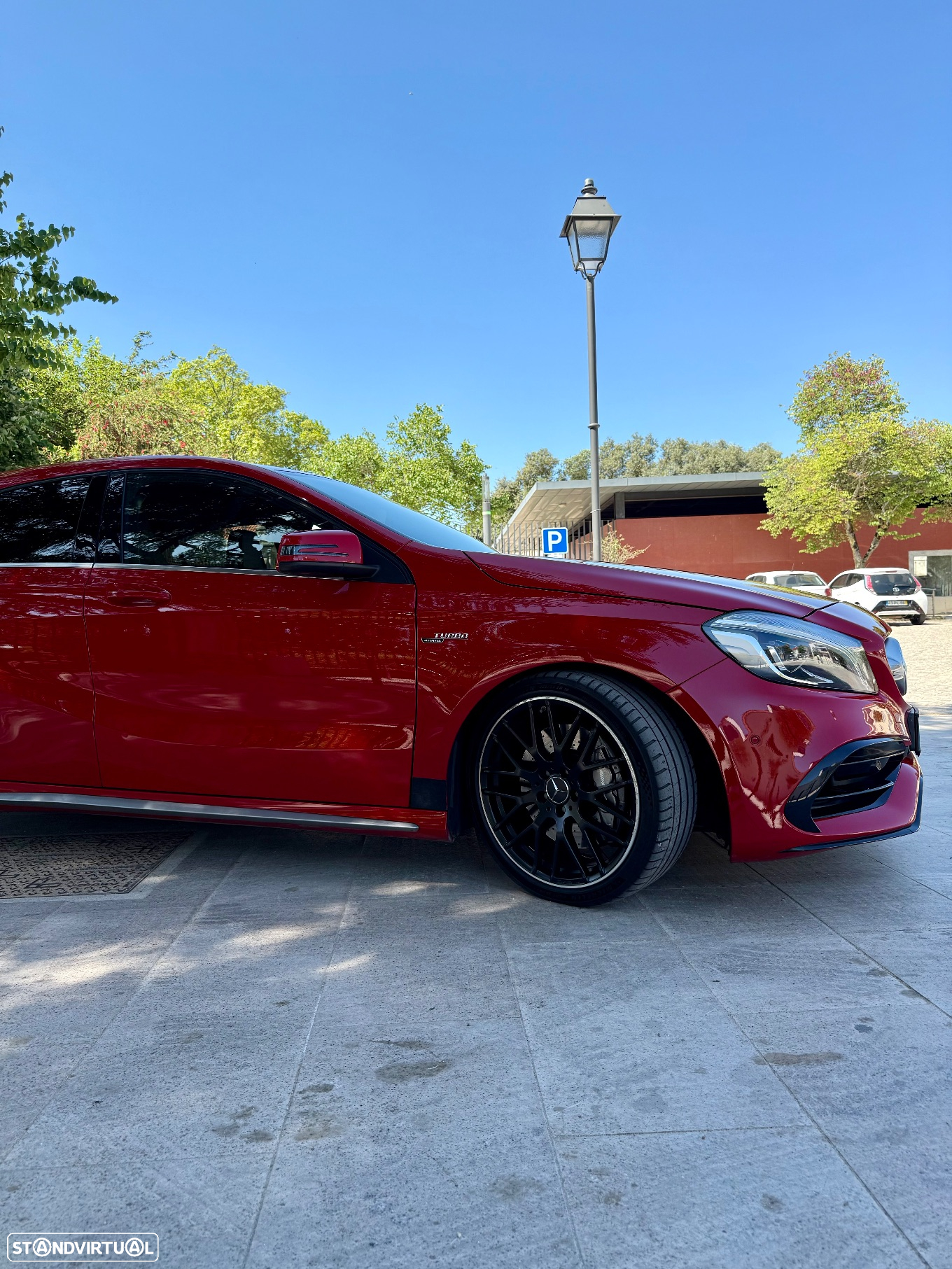 Mercedes-Benz A 45 AMG 4Matic Speedshift 7G-DCT - 11