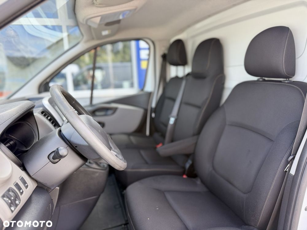 Renault Trafic - 9