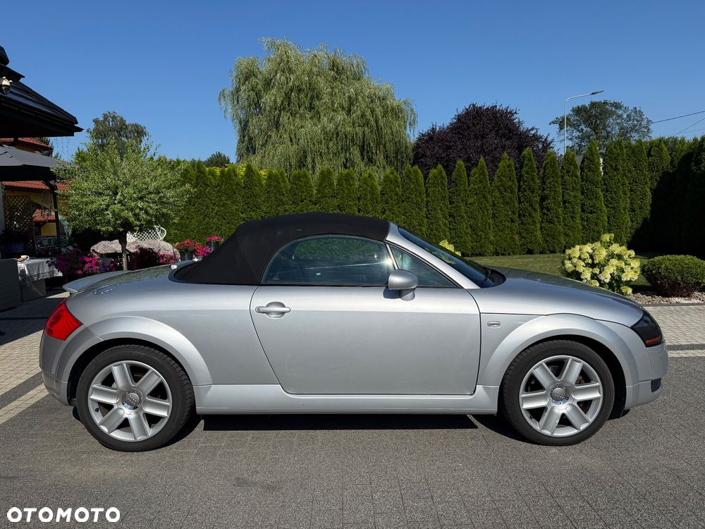 Audi TT Roadster 1.8 T quattro - 11