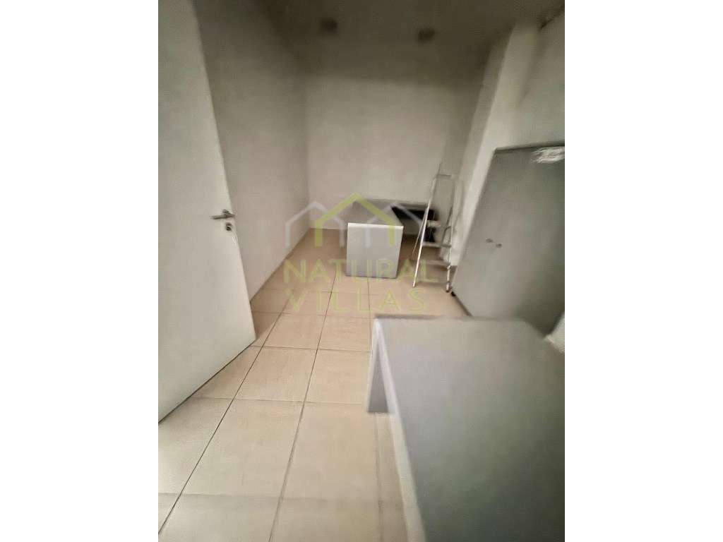 Loja com Cave no centro da Cidade de Faro - Grande imagem: 4/6