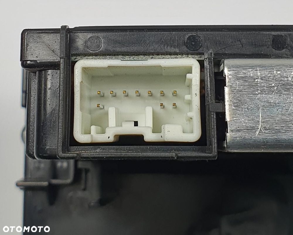 WYŚWIETLACZ VOLVO V50 8696495 - 4