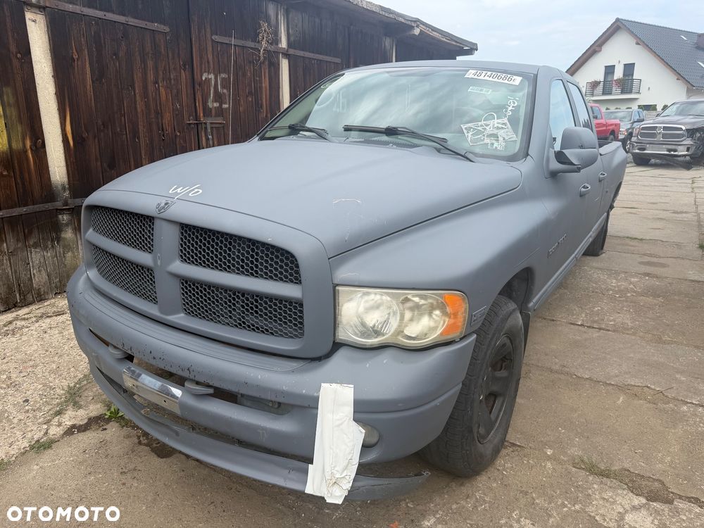 Dodge RAM 5.7 4WD HEMI - 2