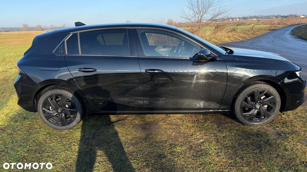 Opel Astra 1.2 Turbo GS Line - 4