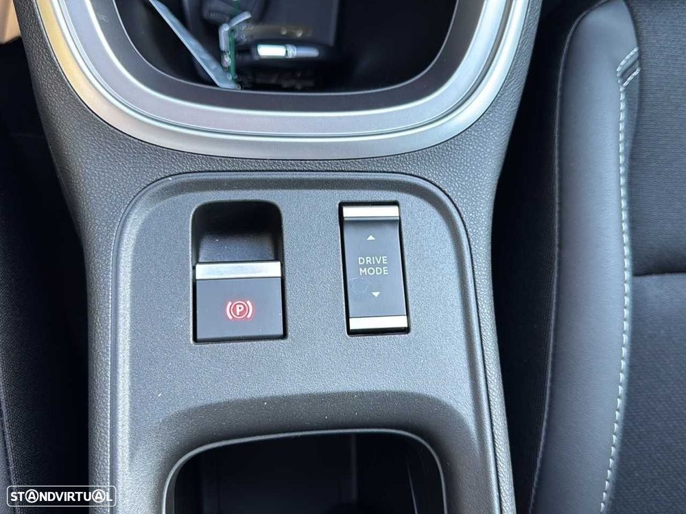 Jeep Avenger 1.2 e-Hybrid Summit DCT - 21