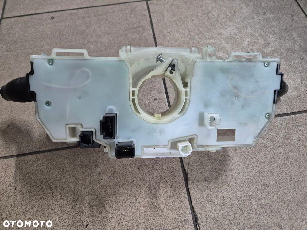 WŁĄCZNIK ŚWIATEŁ WYCIERACZEK CZUJNIK SKRĘTU ZESPOLONY  MASTER III MOVANO B  NV400  10r.+ - 5